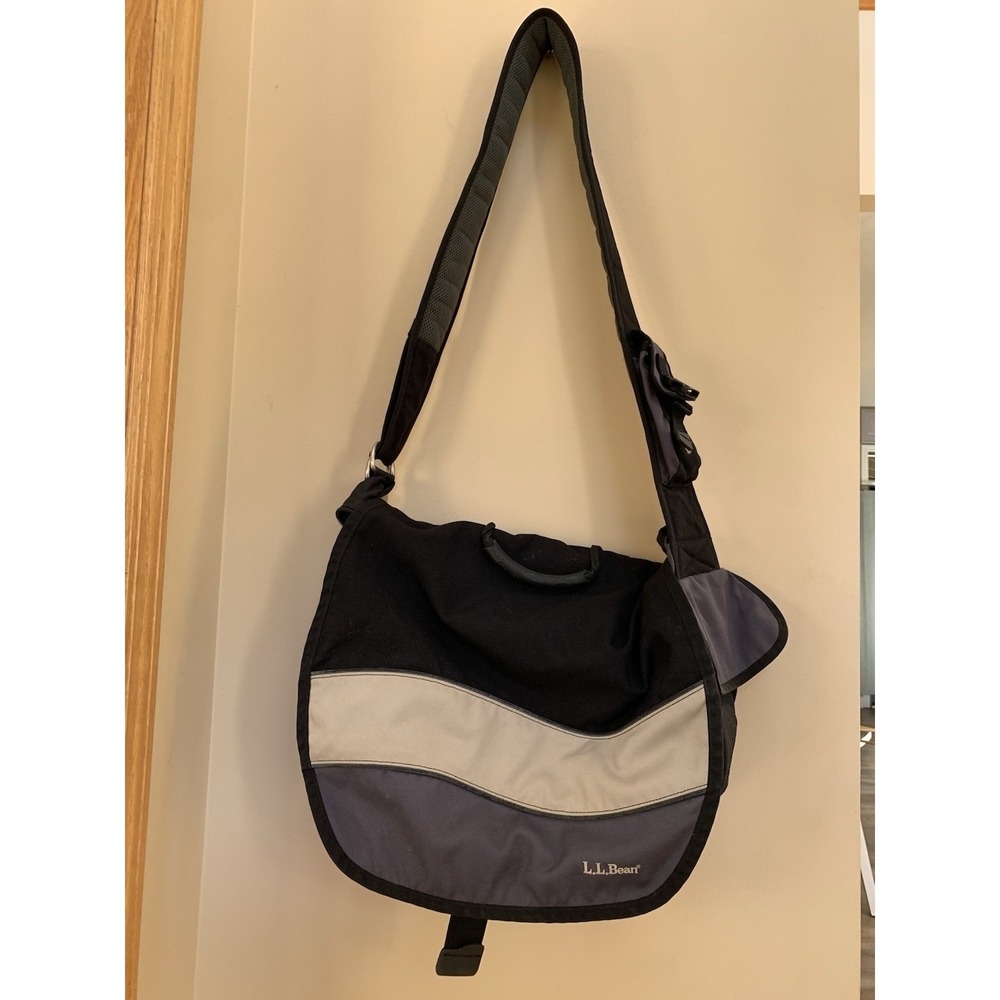 VTG L L Bean Nylon Black/Beige/Gray Crossbody Messenger Laptop Bag.